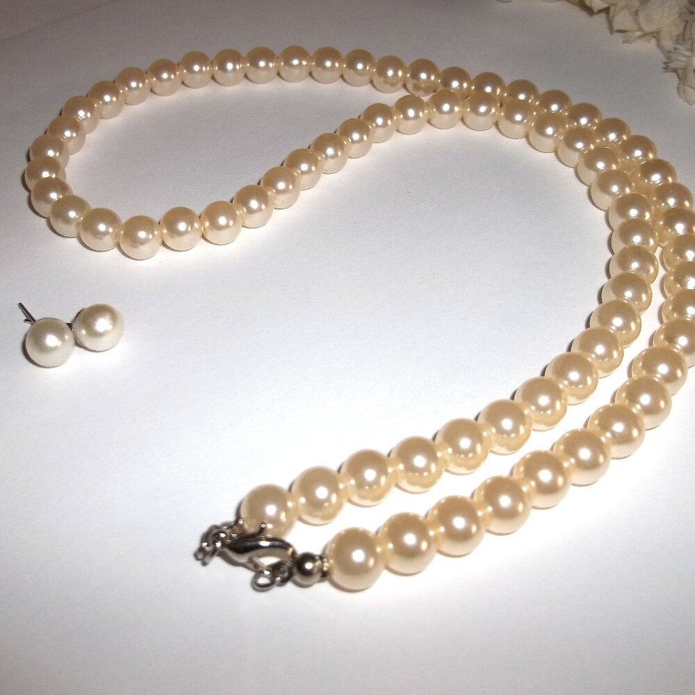 Cream Faux Pearl Necklace and Earring Costume Jewelry Set Fashion Accessory D119 - Picture 4 of 5